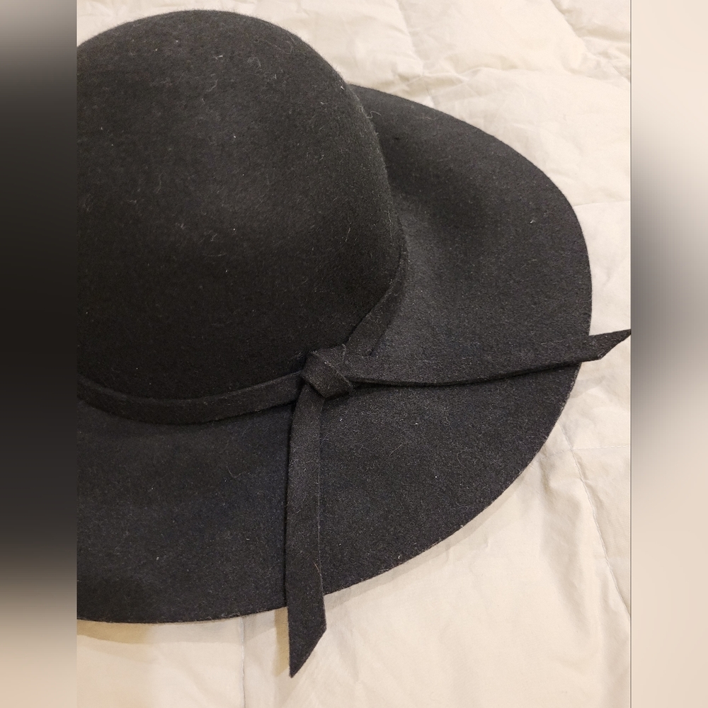 100% Wool Hat